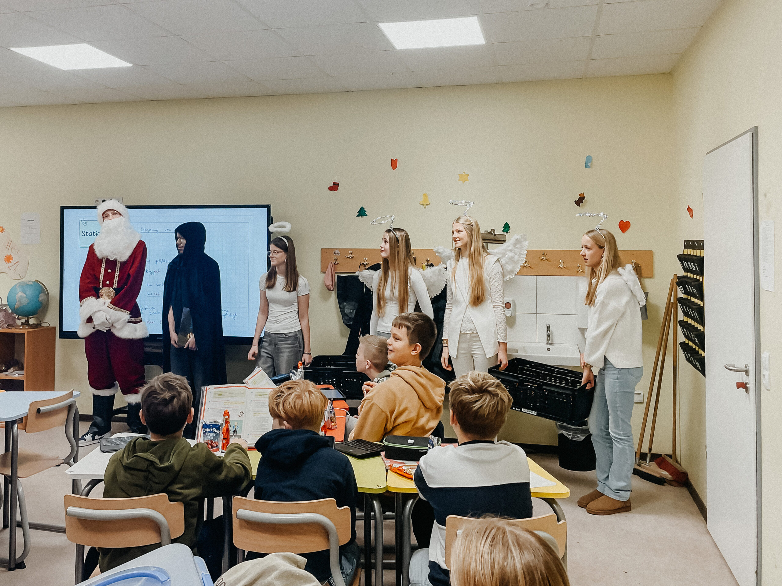 2025-12-05_08-31-55_242